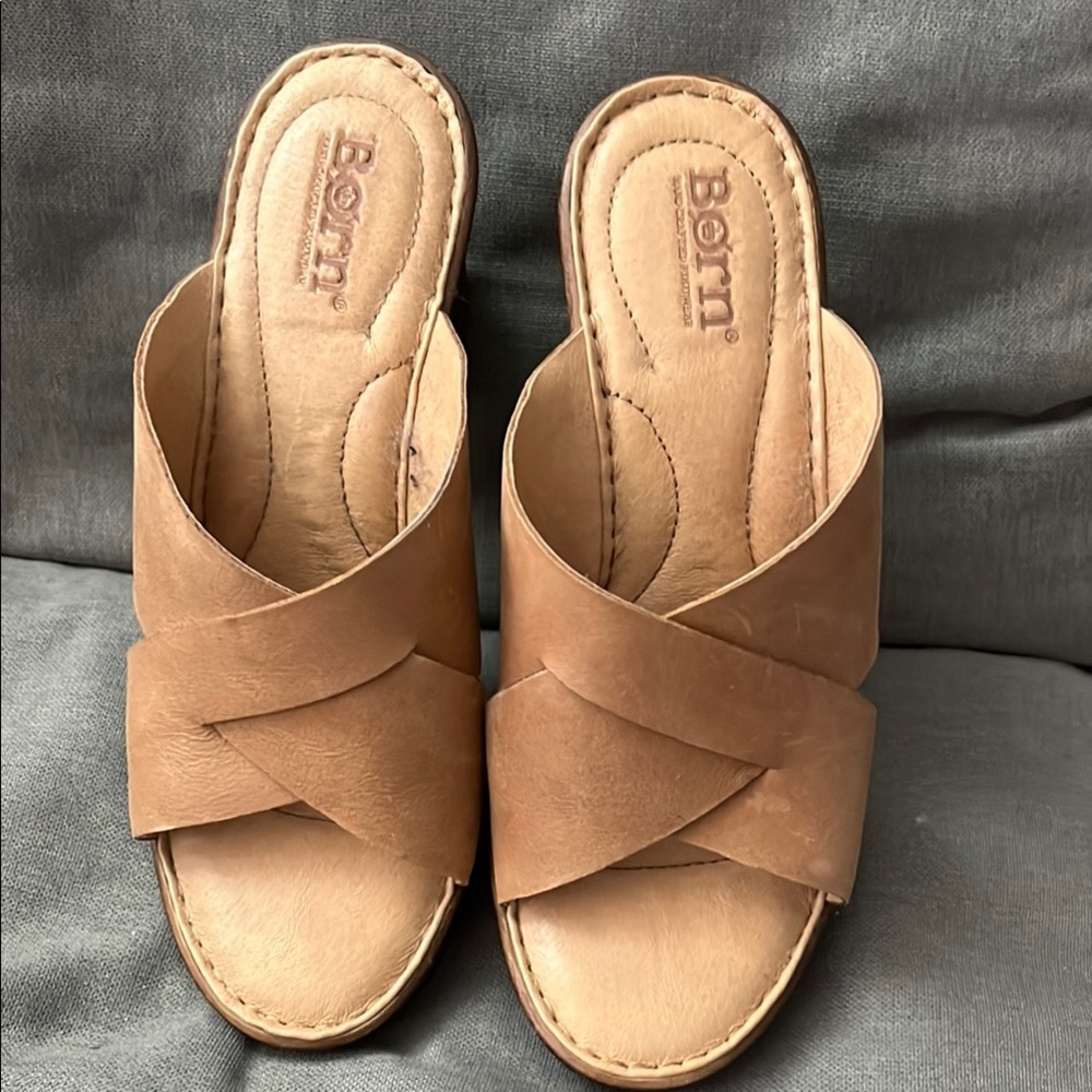 Born Tan Suede Mules Versatile Comfort